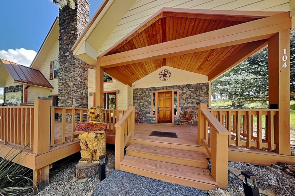Sunny Side Chalet House in Ruidoso