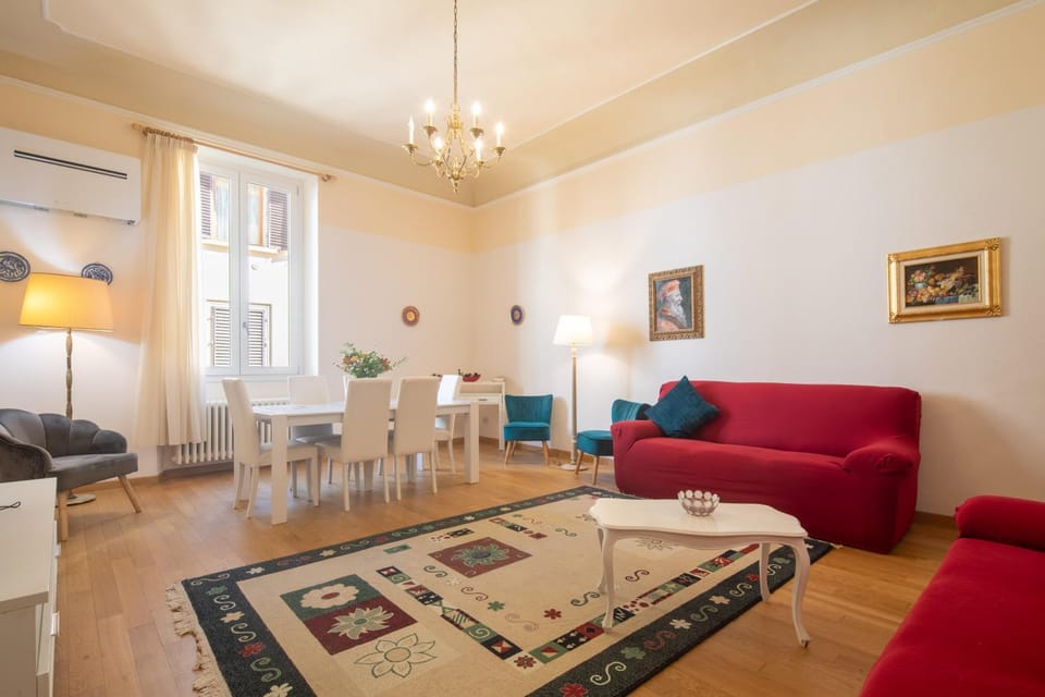 Living room, Seating area, Dining area, air conditioner