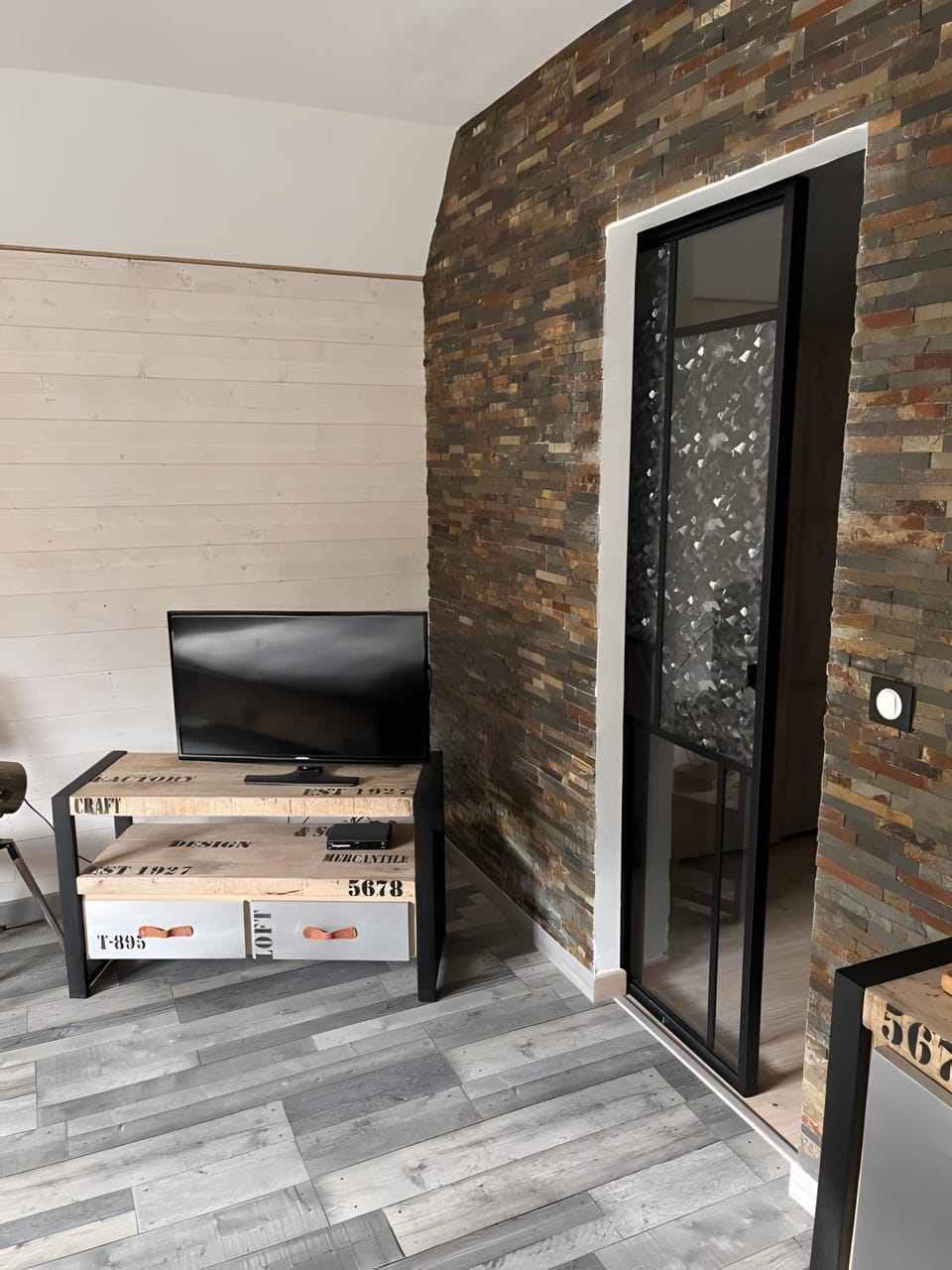 Property building, Living room