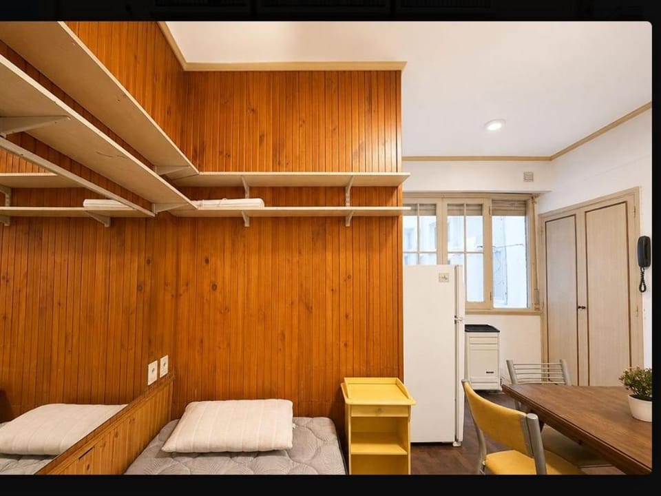 Monoambiente para 3 personas totalmente equipado casino centro playa zona plaza colon Apartment in Mar del Plata