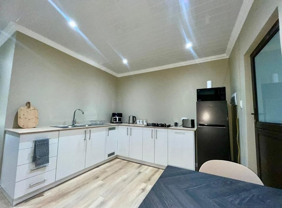 No 1 Lanark Apartment in Port Elizabeth