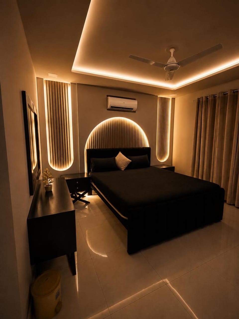 Premium 1BHK with Gym, Cinema & Premium and Cozy Stay Apartment in Lahore