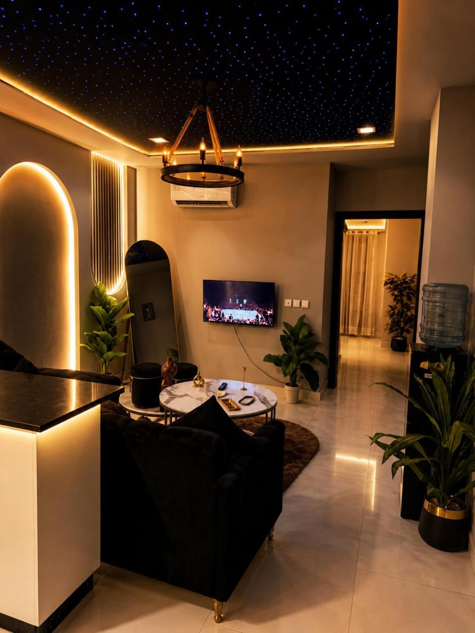Premium 1BHK with Gym, Cinema & Premium and Cozy Stay Apartment in Lahore
