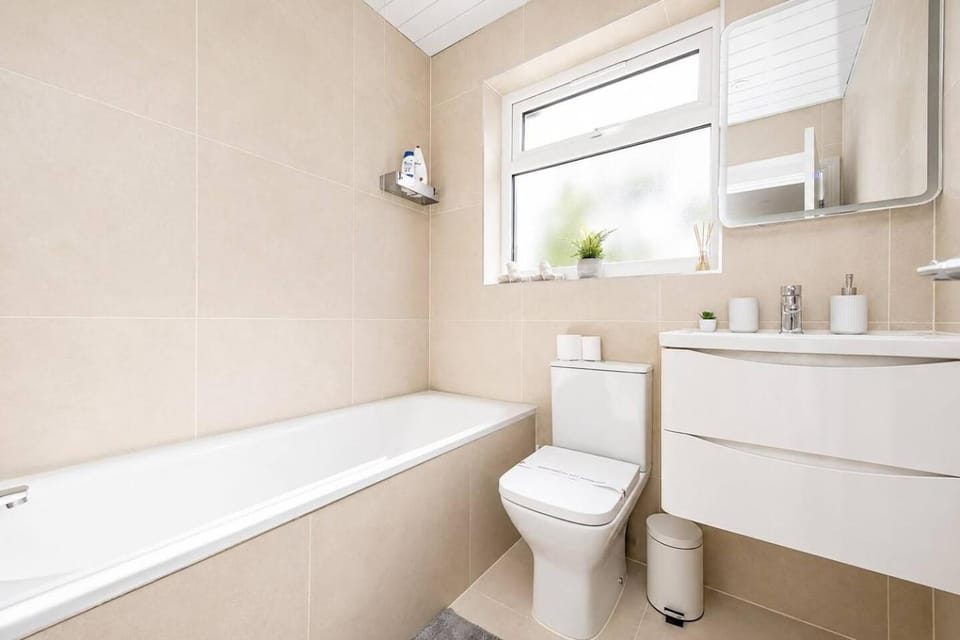 Toilet, Bathroom