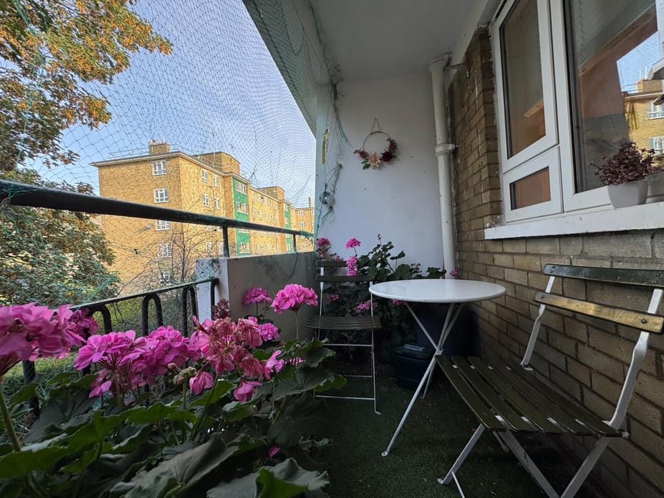 Balcony/Terrace, Garden view