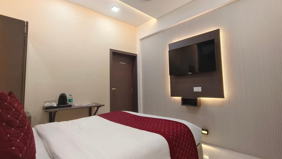 TV and multimedia, Photo of the whole room