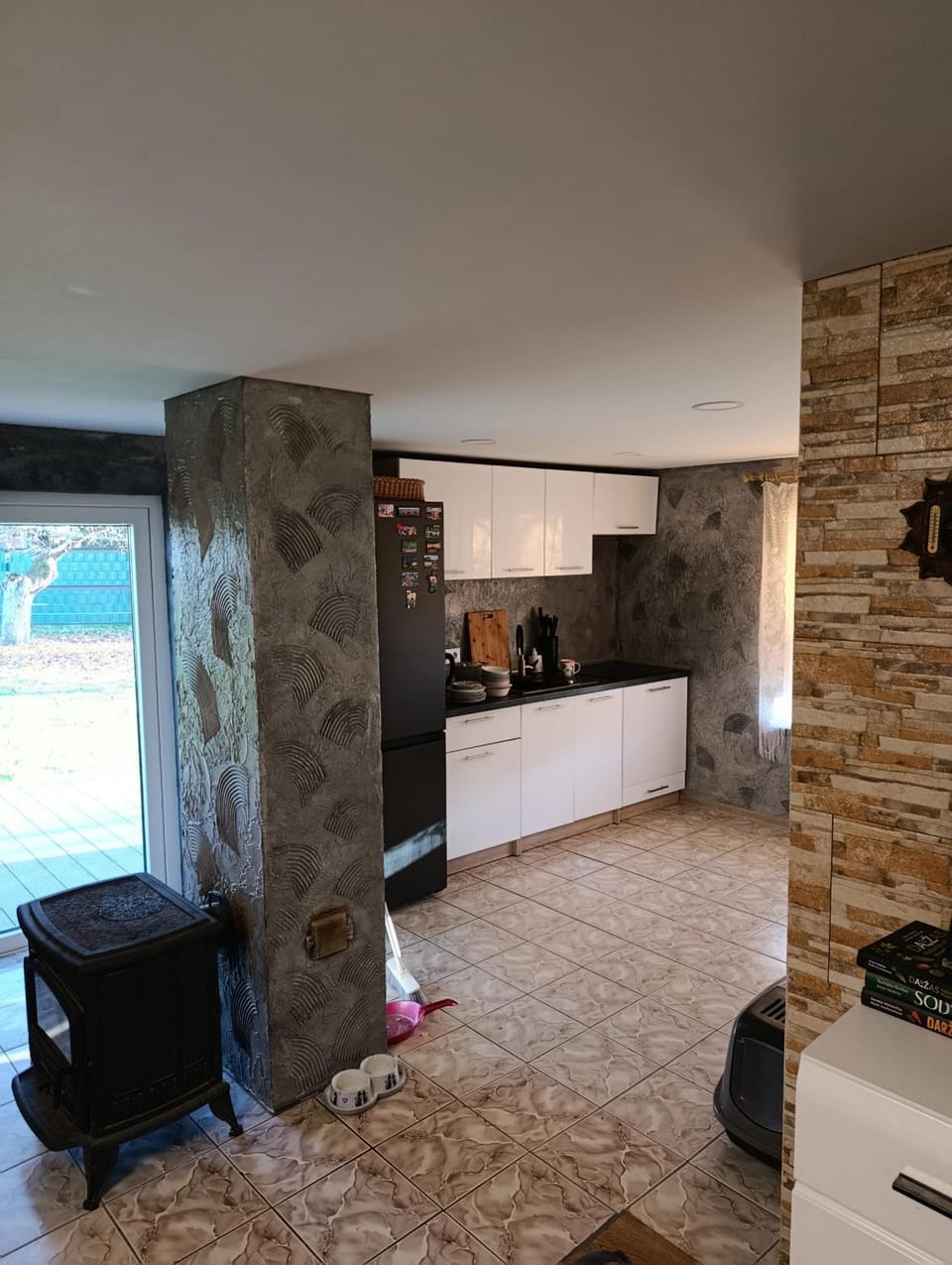 Kitchen or kitchenette
