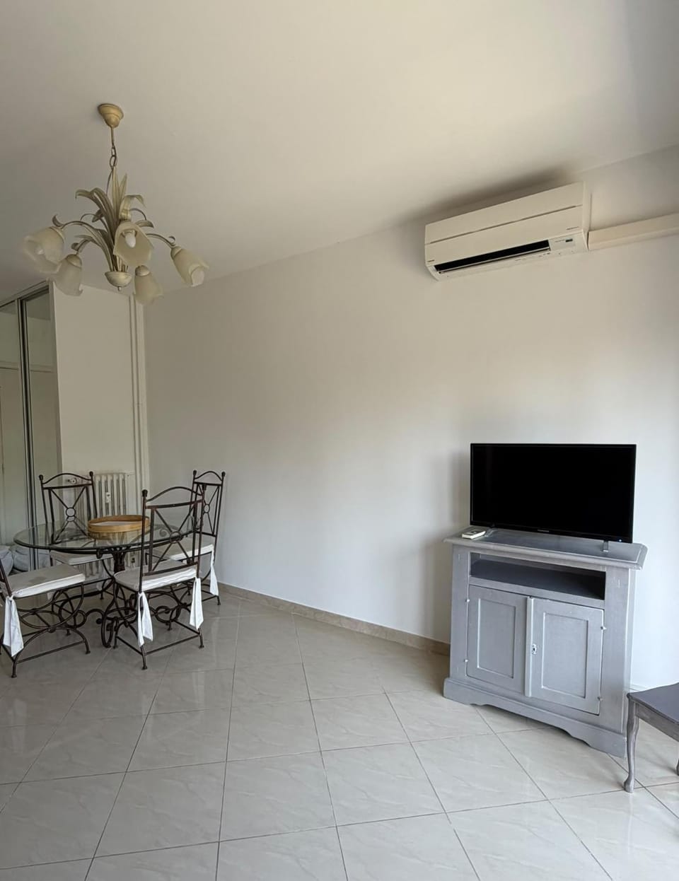 Studio avec terrasse à Beaulieu-sur-Mer, à 5 min de la plage Apartment in Villefranche-sur-Mer