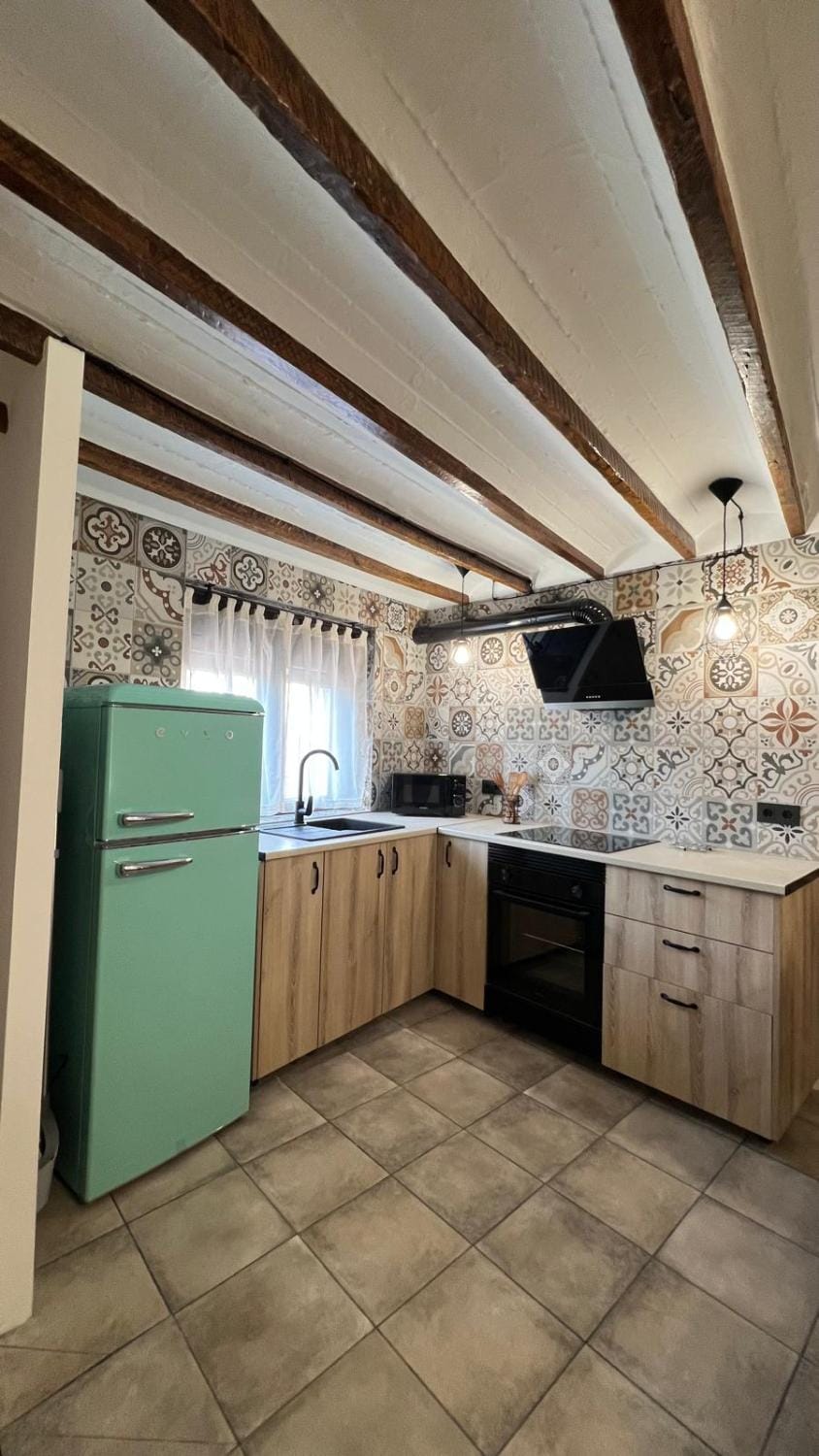 Entre Roques House in Valencian Community