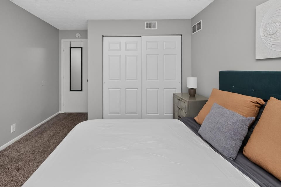 Charming Home with Modern Features Apartment in Lexington