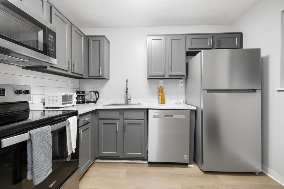 Charming Furnished Getaway Apartment in Lexington