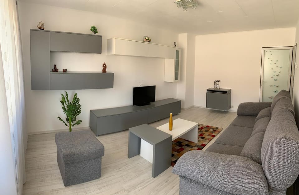Urban Heights Residence Apartment in Brașov County