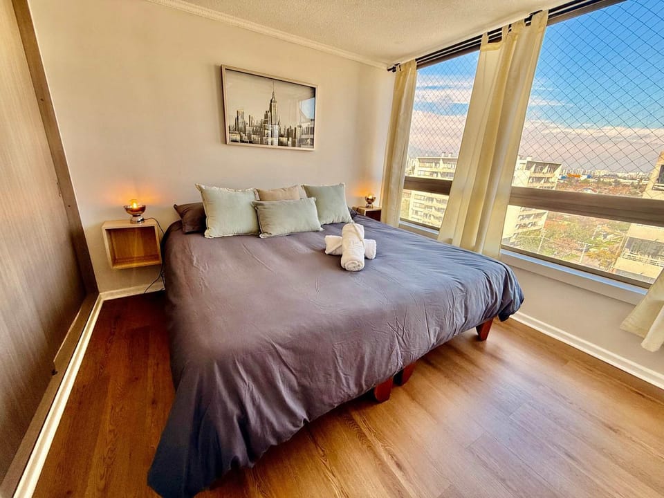 A pasos de estadio Nacional con cama superking Apartment in Santiago