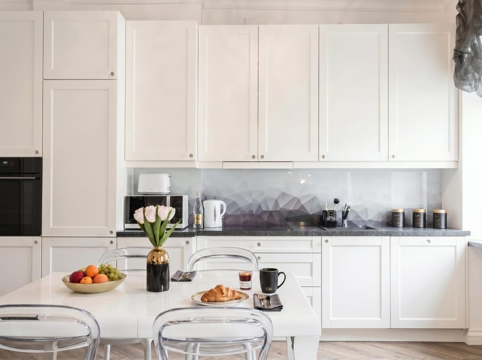 Coffee/tea facilities, Kitchen or kitchenette, Food and drinks, Dining area, Food, minibar, oven, pet friendly, stove