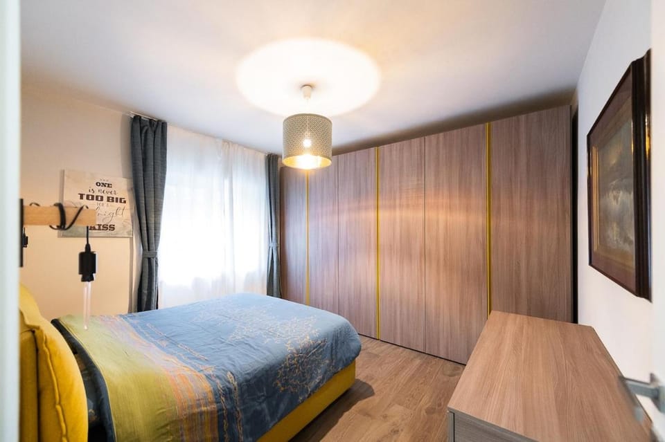 House in Malnate Apartment in Lombardy