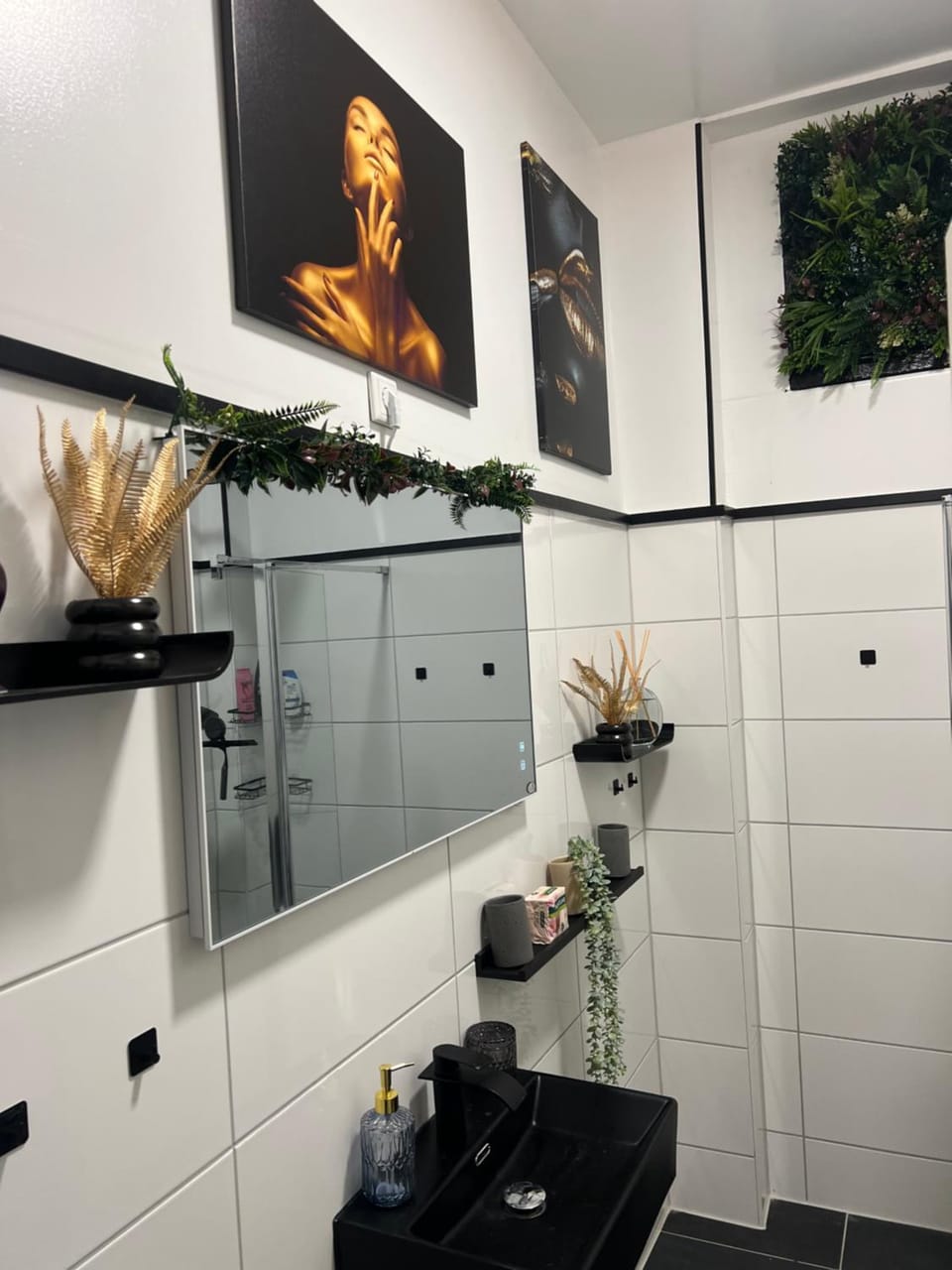 Shower, Bathroom