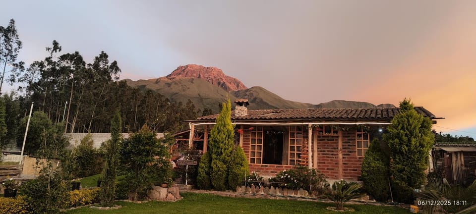 Mountain cabin Iluman Cabin in Imbabura Province