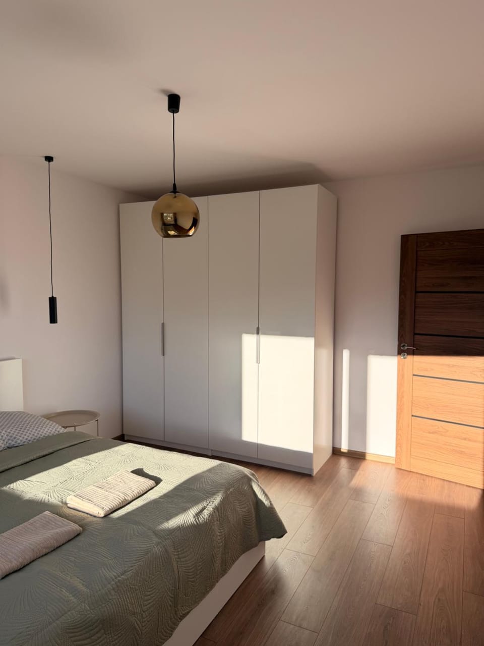 Bedroom, wardrobe