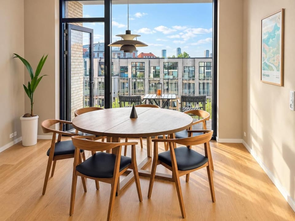 View (from property/room), Dining area, River view