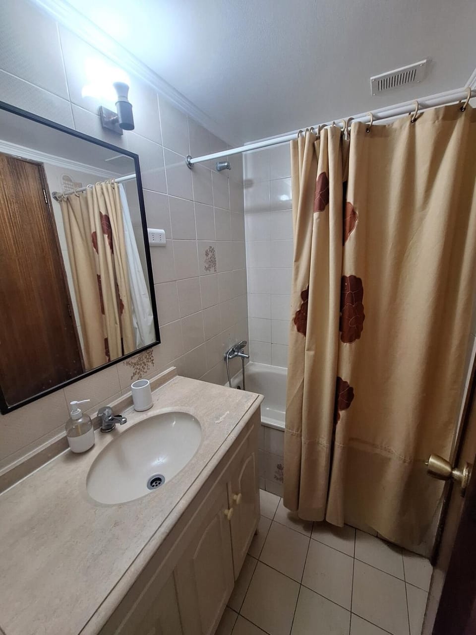 Departamento en Viña del mar frente al mar, Av San martín Apartment in Vina del Mar