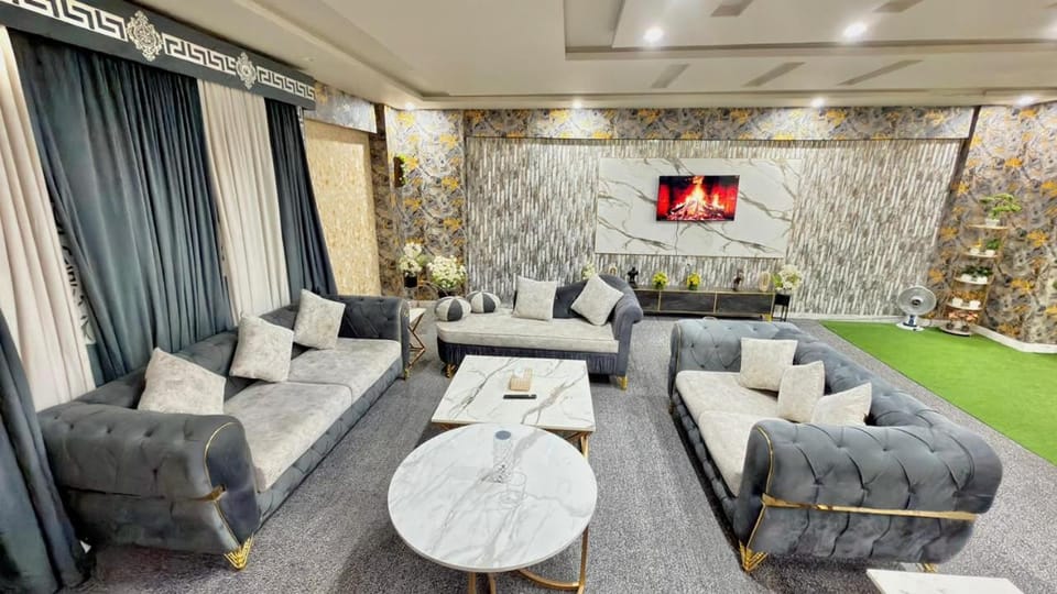 2 Bedroom Modern and Luxury Apartment E11 Khudadad heights Apartment in Islamabad Capital Territory