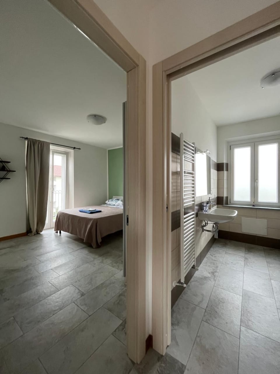 Stanza con balcone e bagno privato vicino Torino Bed and Breakfast in Piedmont