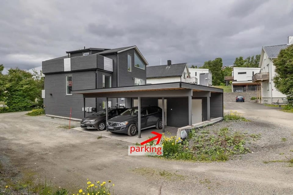 Property building, Parking