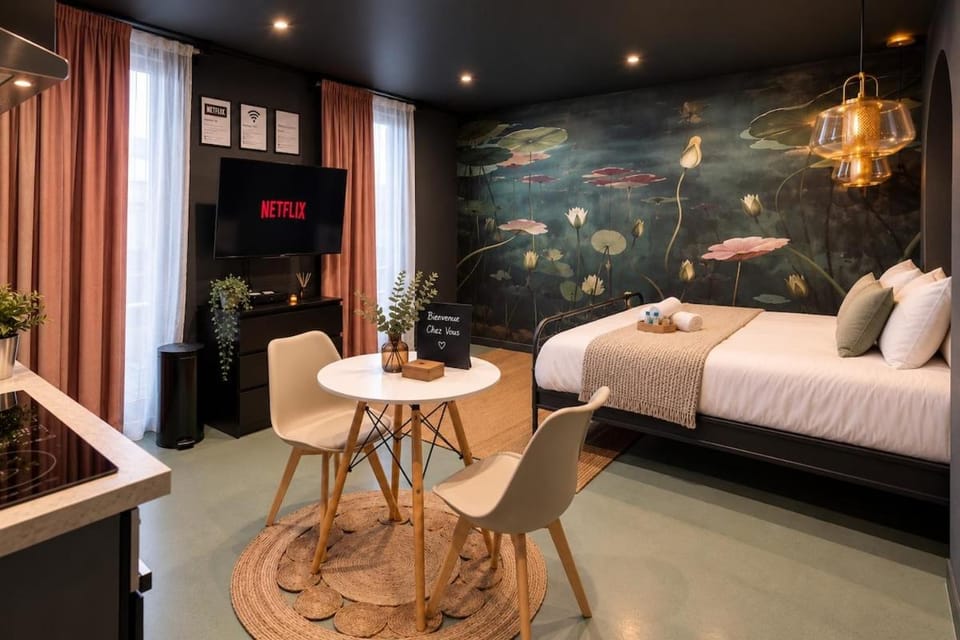 By OZC IMMO, Le Paradoxe - Jacuzzi Apartment in Mulhouse