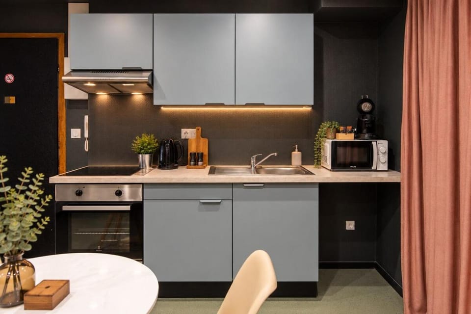 By OZC IMMO, Le Paradoxe - Jacuzzi Apartment in Mulhouse