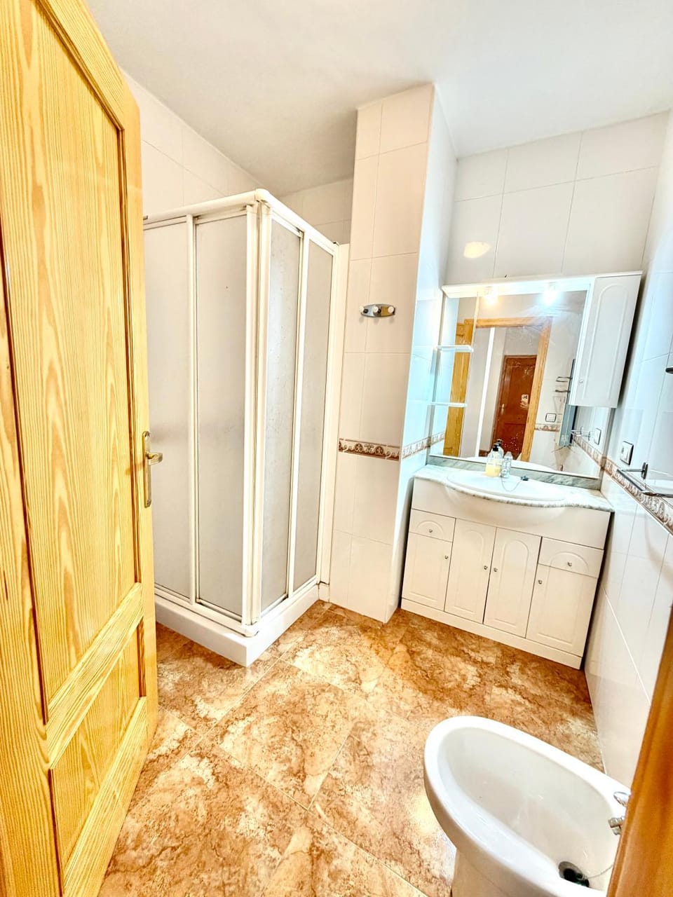 Shower, Bathroom, towels