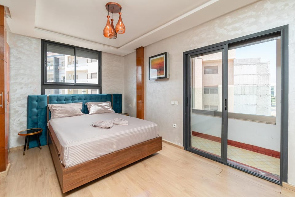 Bed, Balcony/Terrace, Bedroom, air conditioner