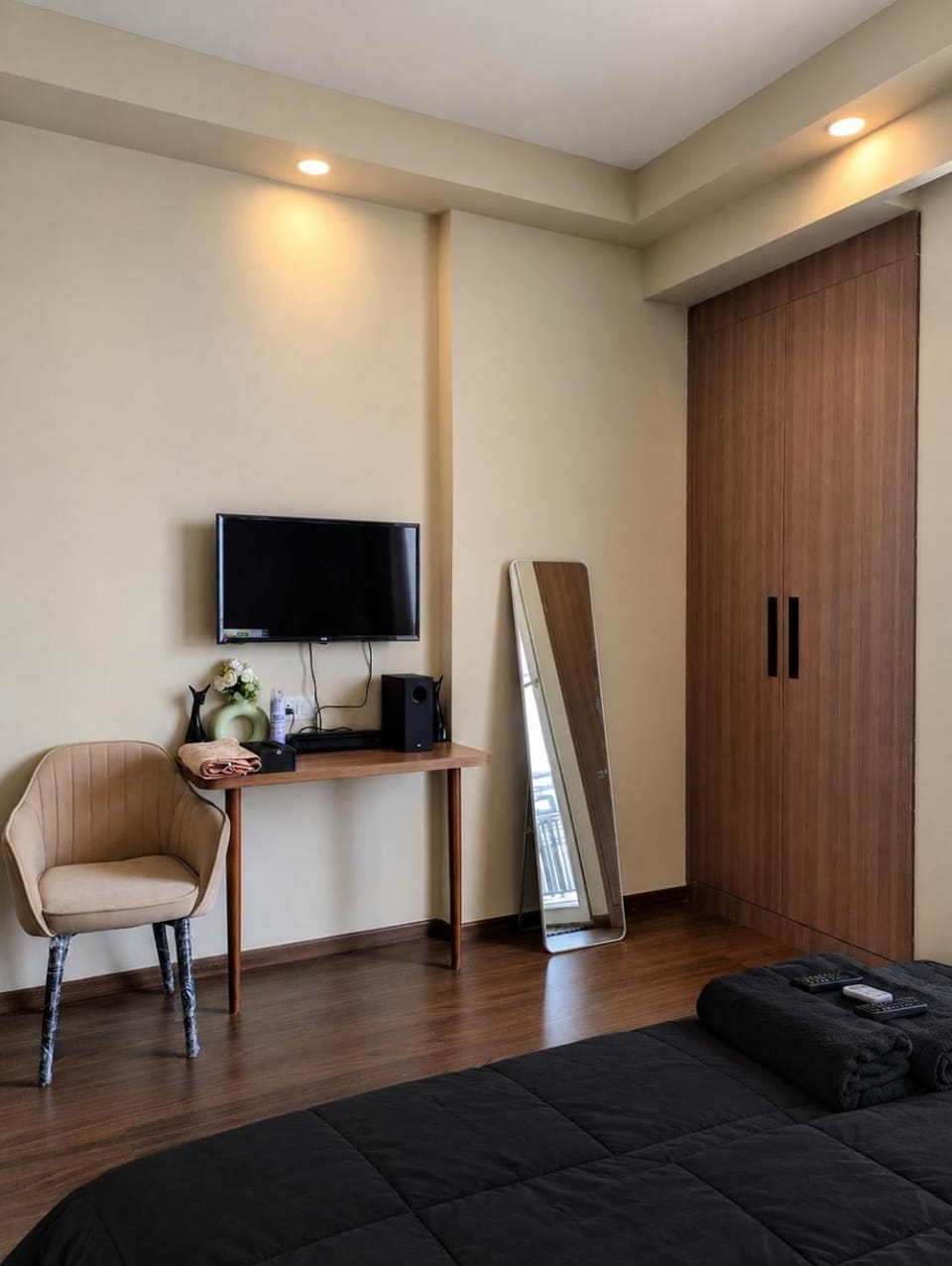 Classic Residence Apartment in Uttar Pradesh