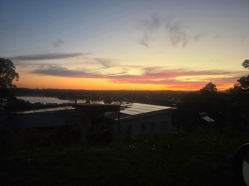 Get Back 2 Basics Rathmines An elevated, comfortable studio featuring captivating Lake Macquarie views and multiple private areas located just a 15-minute drive from Toronto Apartment in Lake Macquarie