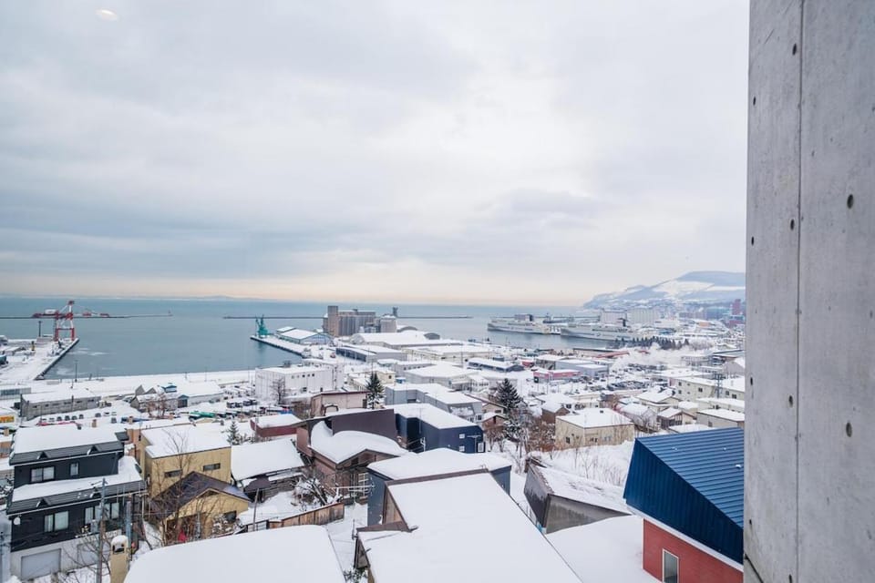 海と山の見える部屋 2BR Canal View 52 Apartment in Hokkaido Prefecture