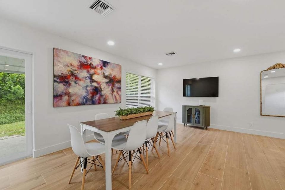 Casa de Palmas House in North Palm Beach