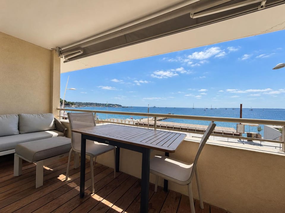 Victoria Palace Apartment in Antibes