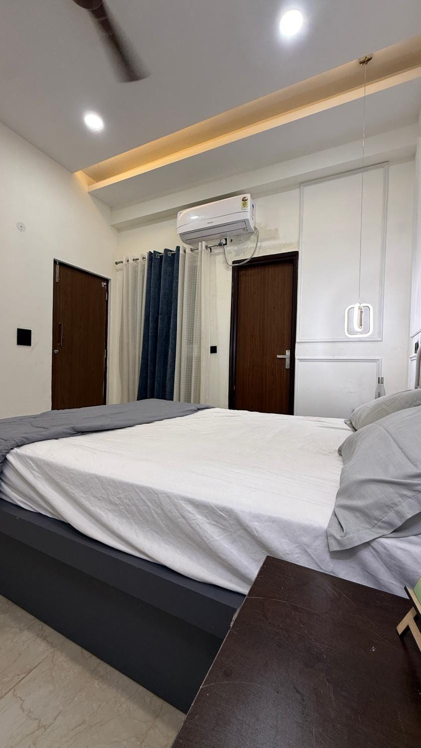 Lunara Studio Apartment in Uttar Pradesh