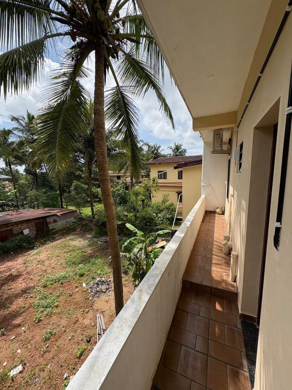 Spacious 2BHK Home Near City - Vailankanni cottage Apartment in Karnataka