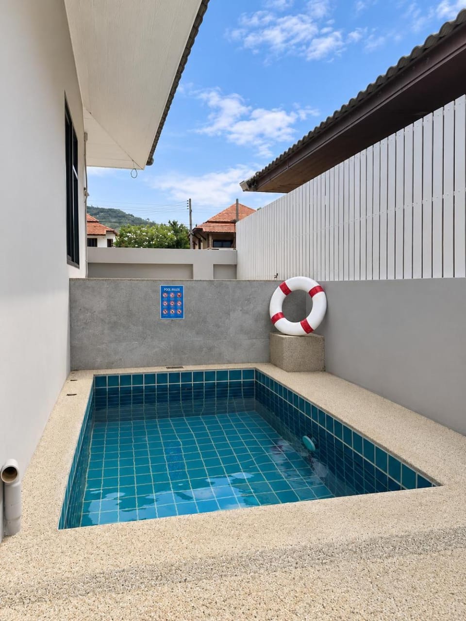 Day, Swimming pool, Swimming pool
