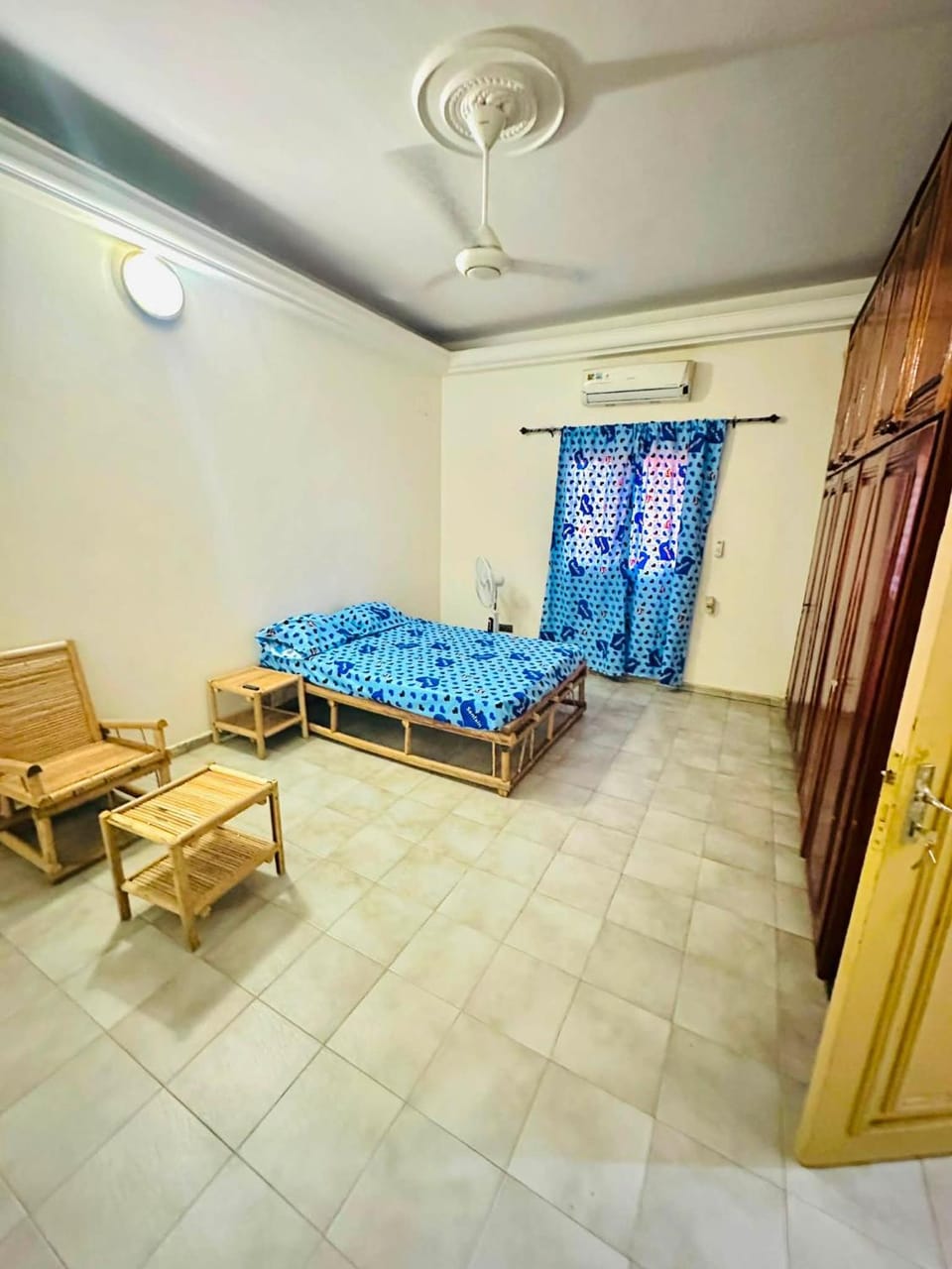 Charming Guest Room in Bamako with Private Balcony Bed and Breakfast in Africa