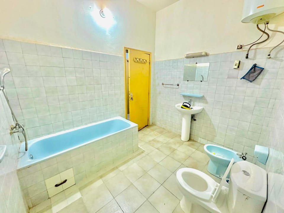 Bathroom, Bath