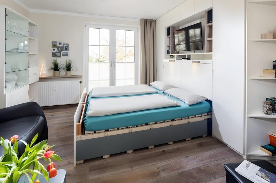 Living room, Bedroom