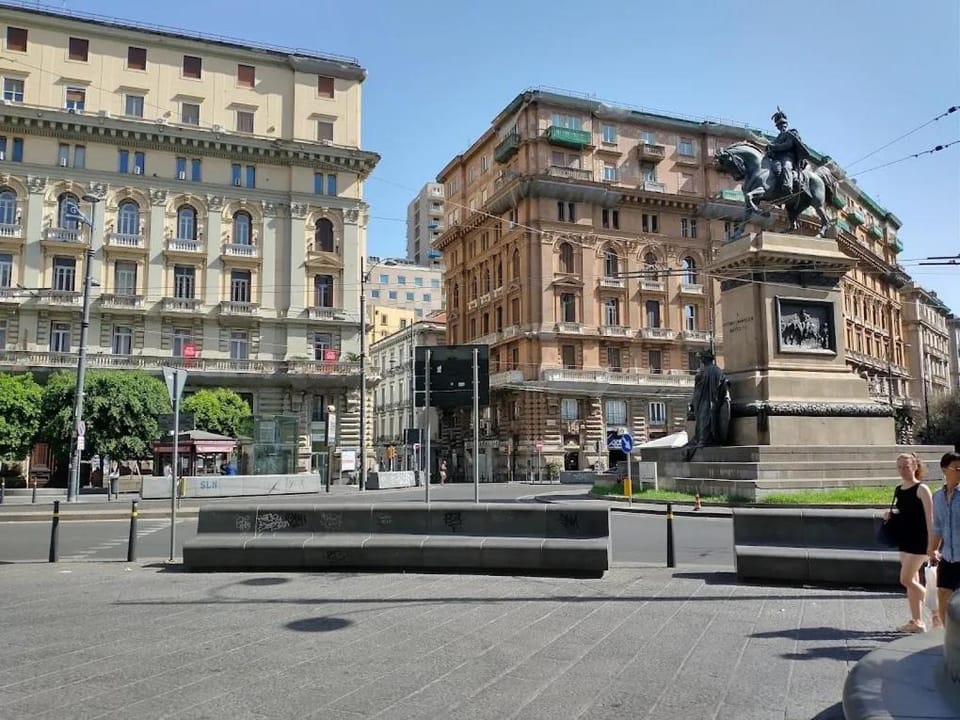 Palace Centro Storico Bed and Breakfast in Naples