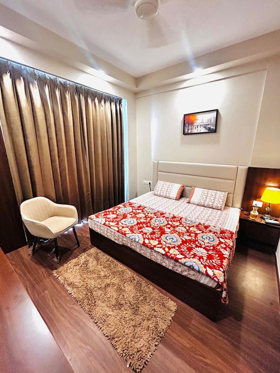 Premium Stay 10am to 7pm 8pm to 10am Apartment in Uttar Pradesh