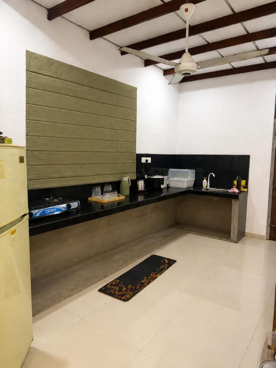 Crisen Villa Villa in Hikkaduwa