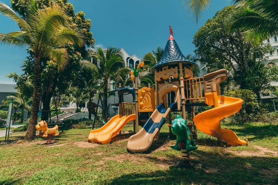 Day, Children play ground