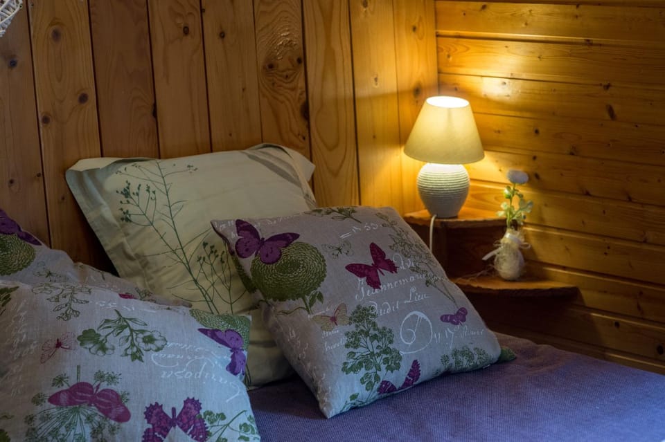Bed, Decorative detail, Bedroom