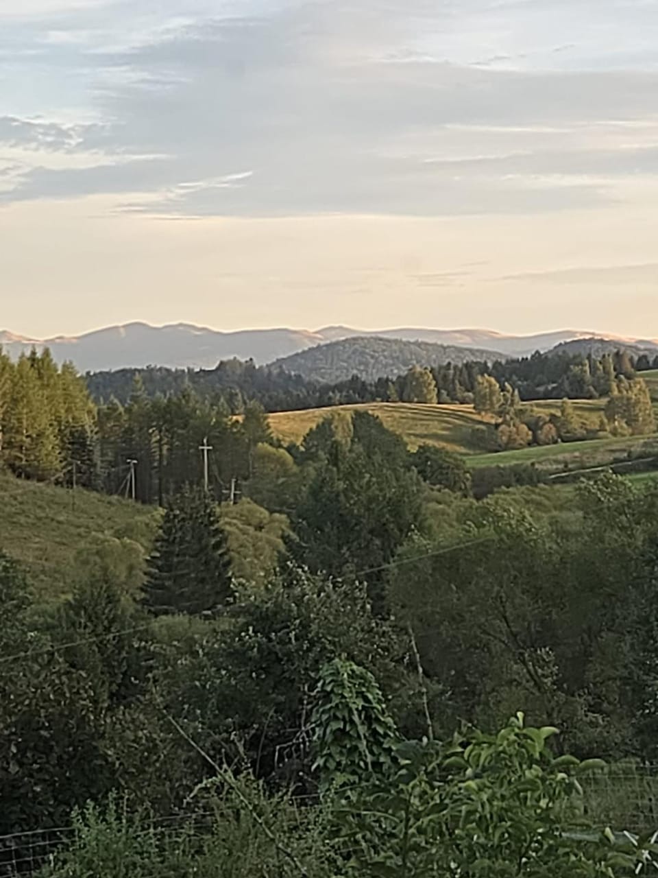 Nearby landmark, Natural landscape, Mountain view