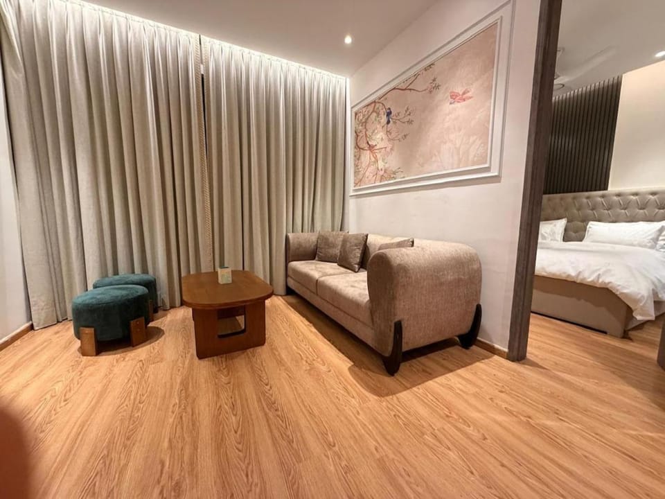 304, Serene Royal, 2BHK at MyDen, 3 Private Balconies, Beautiful City Views, Bright, Airy & Sunlit, 2 Ensuite Bedrooms, Premium Furnishings, Infinity Terrace Pool, Urbana Market, Cafés & Dining Just Downstairs Apartment in Gurugram