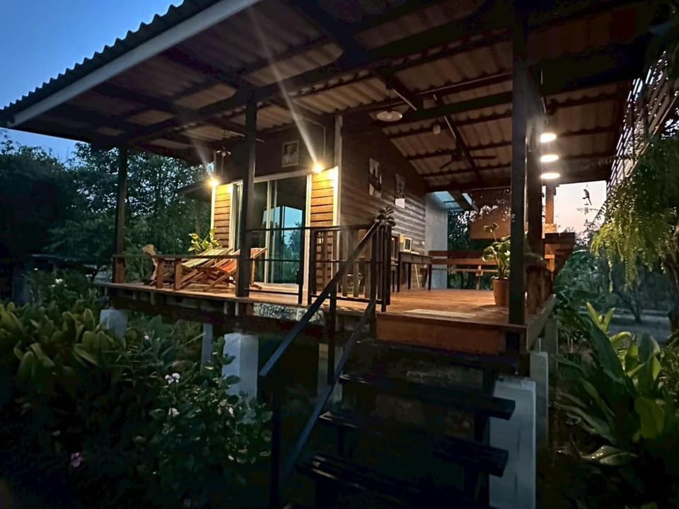 ไร่กุสุมา แคมป์ปิ้ง f2 House in Thailand
